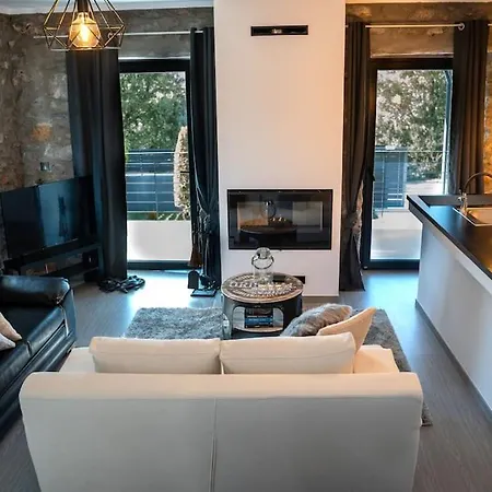 Triantos Guesthome Apartment