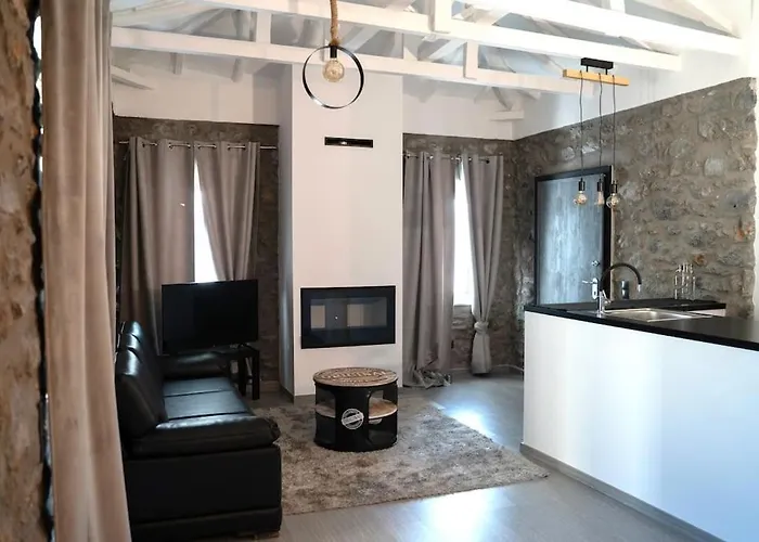 Triantos Guesthome Apartamento Trípoli