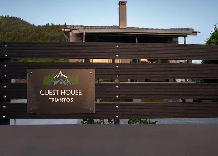 Triantos Guesthome Apartamento Trípoli