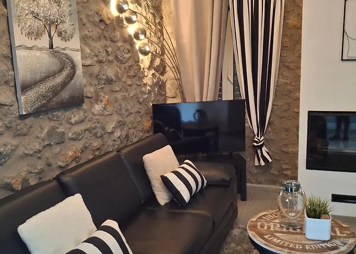 Triantos Guesthome Trípoli